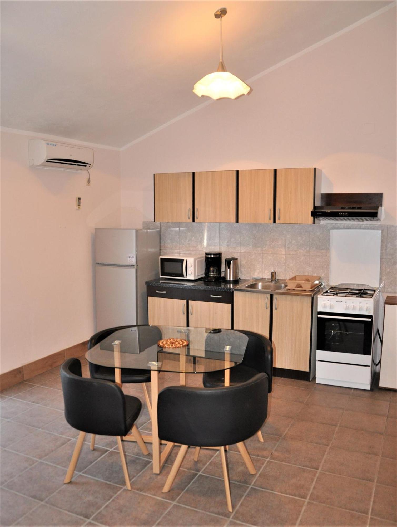 Apartments Dvije Palme Sibenik Exterior photo